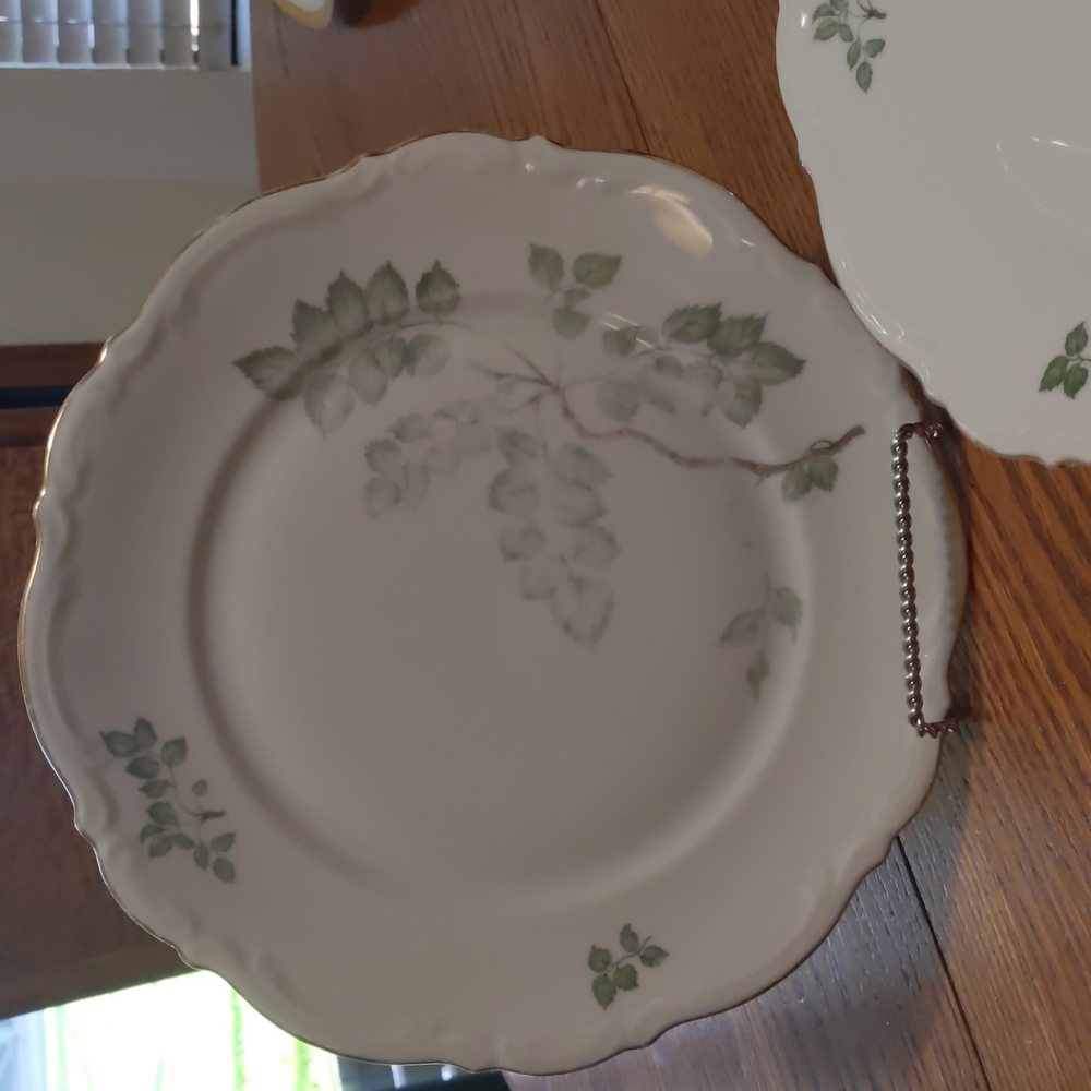 Vintage Mitterteich Bavaria Germany "Green Leaves" 4 dinner plates